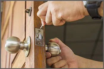 Rainbow Hills TX Locksmith Store Rainbow Hills, TX 210-579-4682